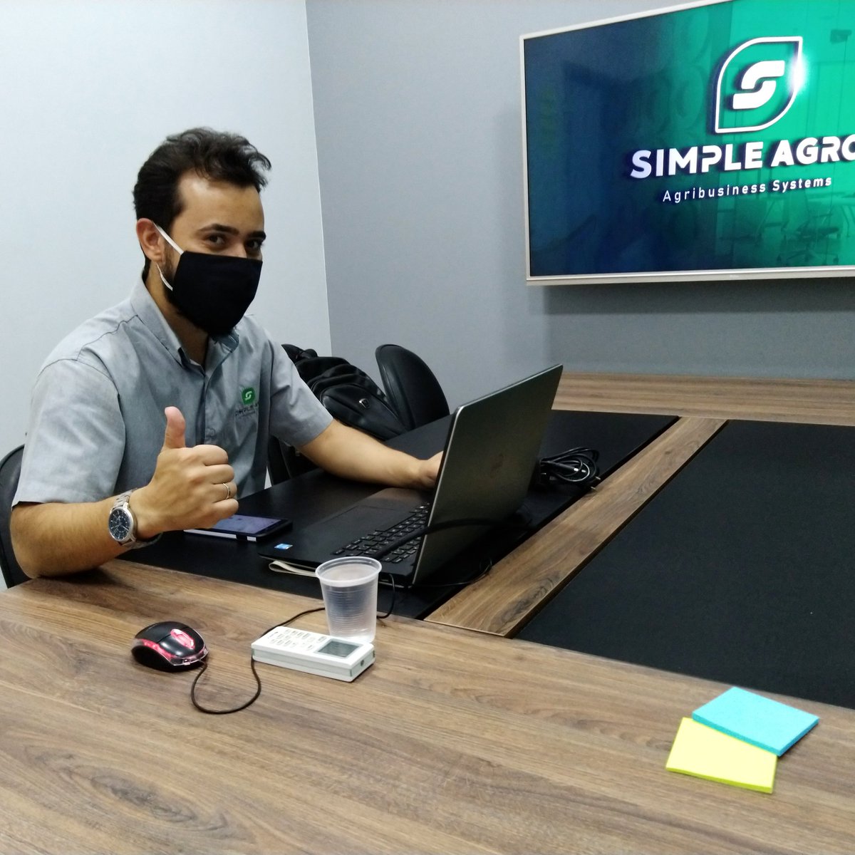 SimpleAgro's tweet photo. Quanto mais a gente agradece, mais coisas boas acontecem!
Mais uma semana de etapas e desafios concluídos. 💻👏🙏

#agradecersempre #simpleagro #sextafeira #goodwork https://t.co/opo3XCp1p3