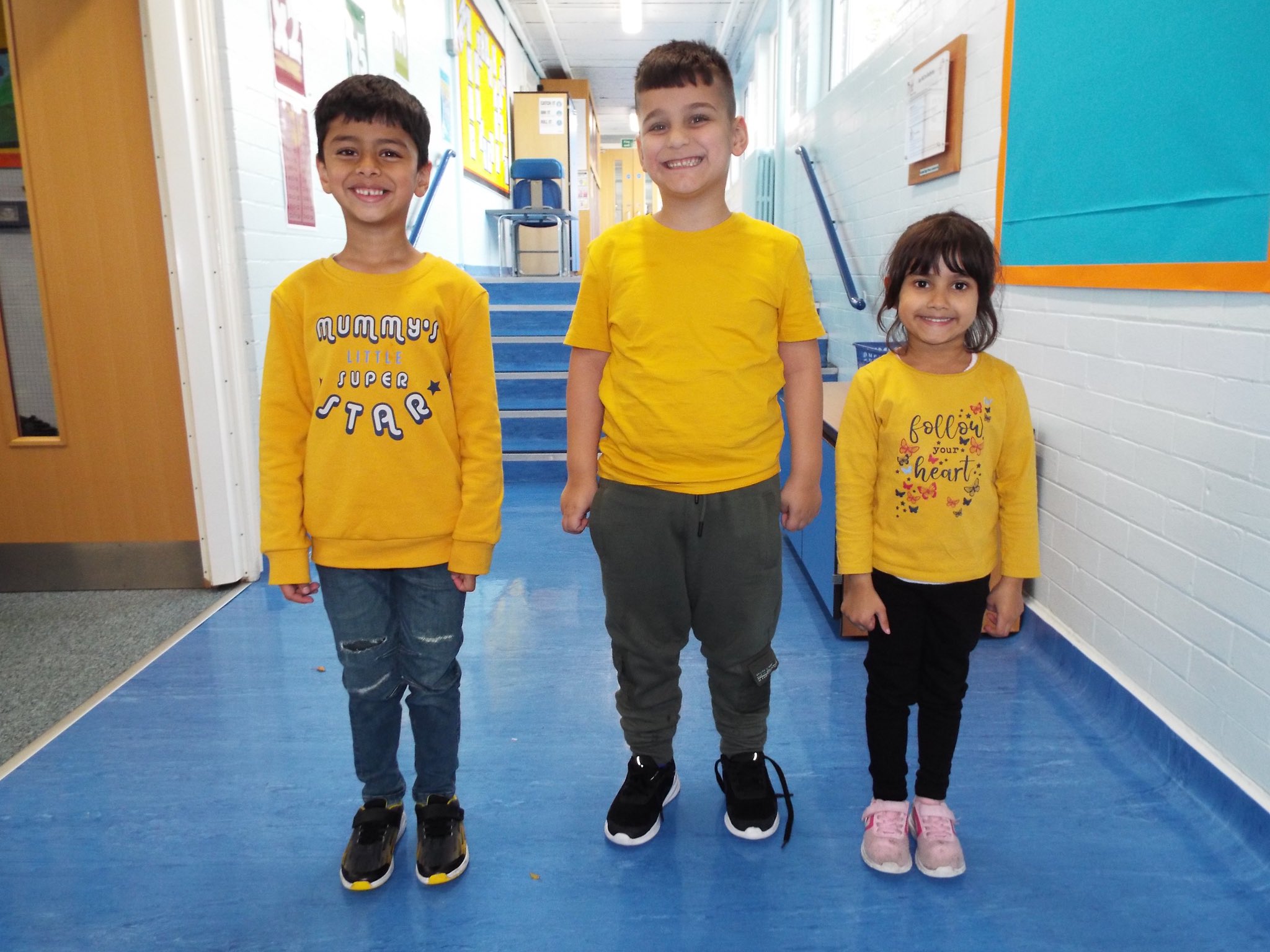Lever Edge Primary Academy on Twitter "We said HelloYellow this 
