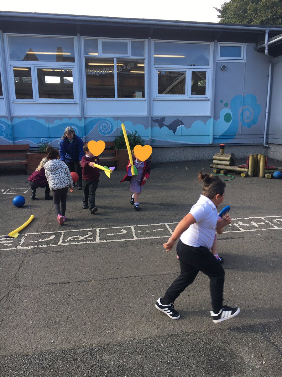 Kirkcaldywestps's tweet photo. 1/3 Congratulations to William House our winners for this term. 🏆. We were able to have some fun outside albeit socially distanced in our playgrounds. #gowilliam https://t.co/SbDzKqmmHu