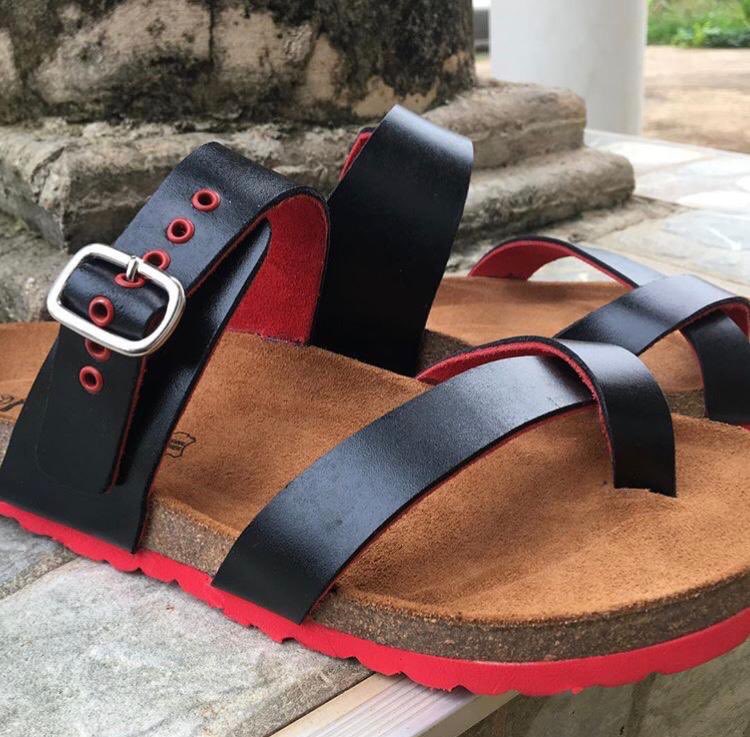 BaseAfricaTV_Gh's tweet photo. They are a Ghanaian production house doing great things when it comes to  leather products, mainly footwear, belts, straps, dog muzzles etc. please DM then now @sbniche https://t.co/DQ2rmWC852