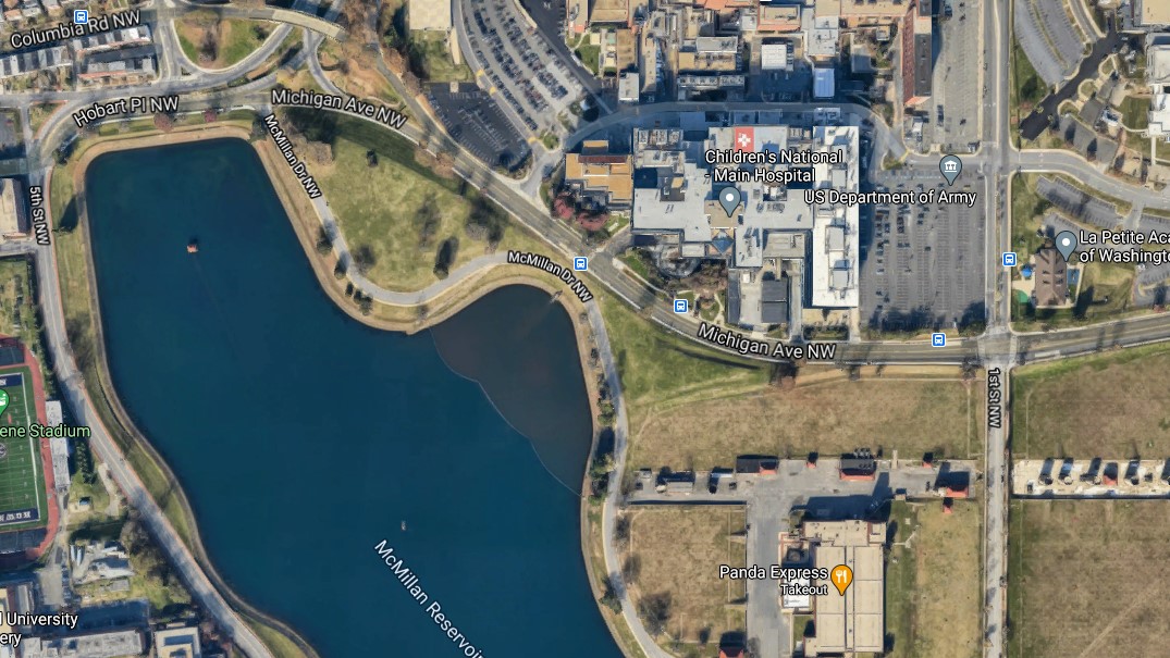 (5) BTW, if  @OUC_DC properly trained staff on landmarks, key bldgs & geography they'd have known, like Engine 4, the initial address didn't compute. There are no apartments near 130 Michigan Ave. NW. The even side is McMillan Reservoir & the odd side is Children's Hospital.(more)