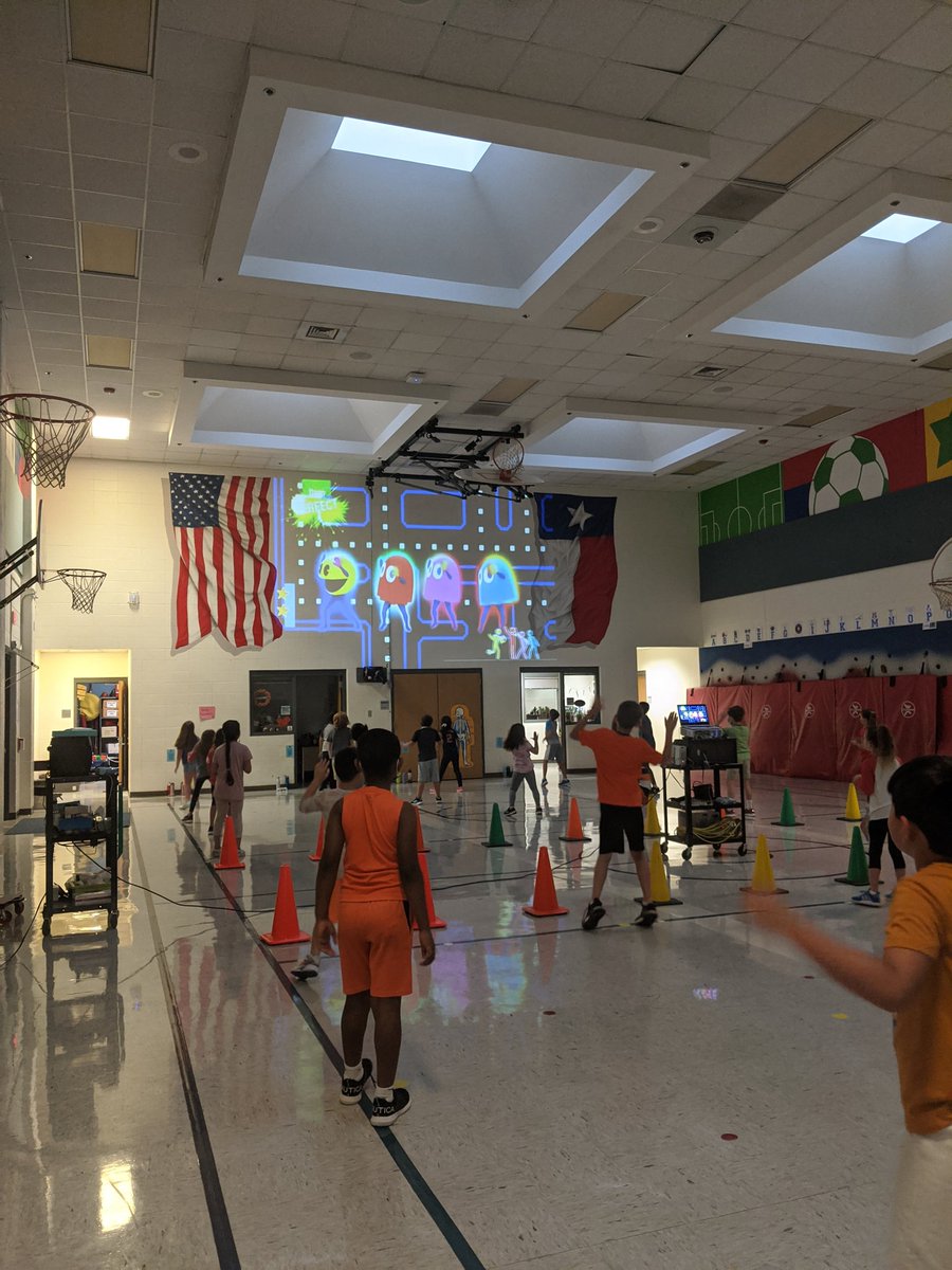 WardPECoaches's tweet photo. Fun Friday!! @WardStarsCCISD @CCISDAthletics https://t.co/4LFRrbVQTC