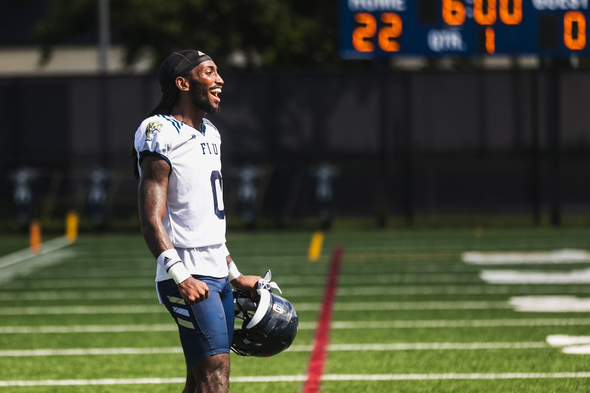 FIUAthletics's tweet photo. Day before game day feeling.
#BeatMT #Homecoming https://t.co/8M3OjGtf3i