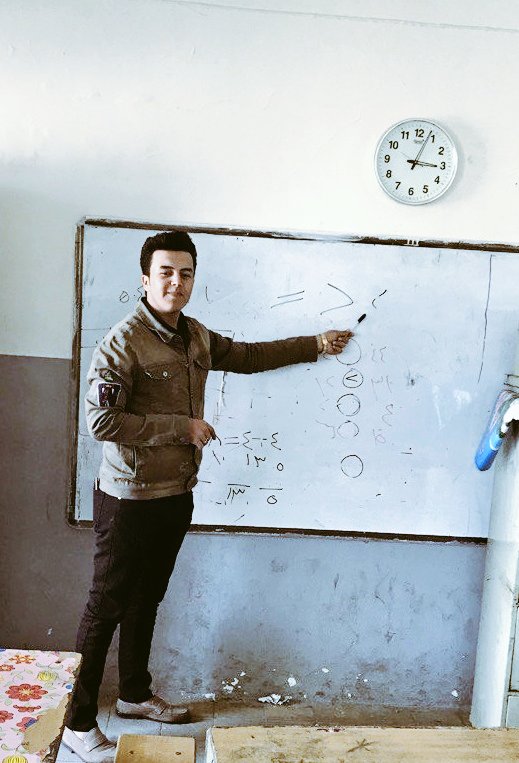 المدرس الاملس
تدريس كافه المواد الدراسيه 
+ماجستير ودكتورا