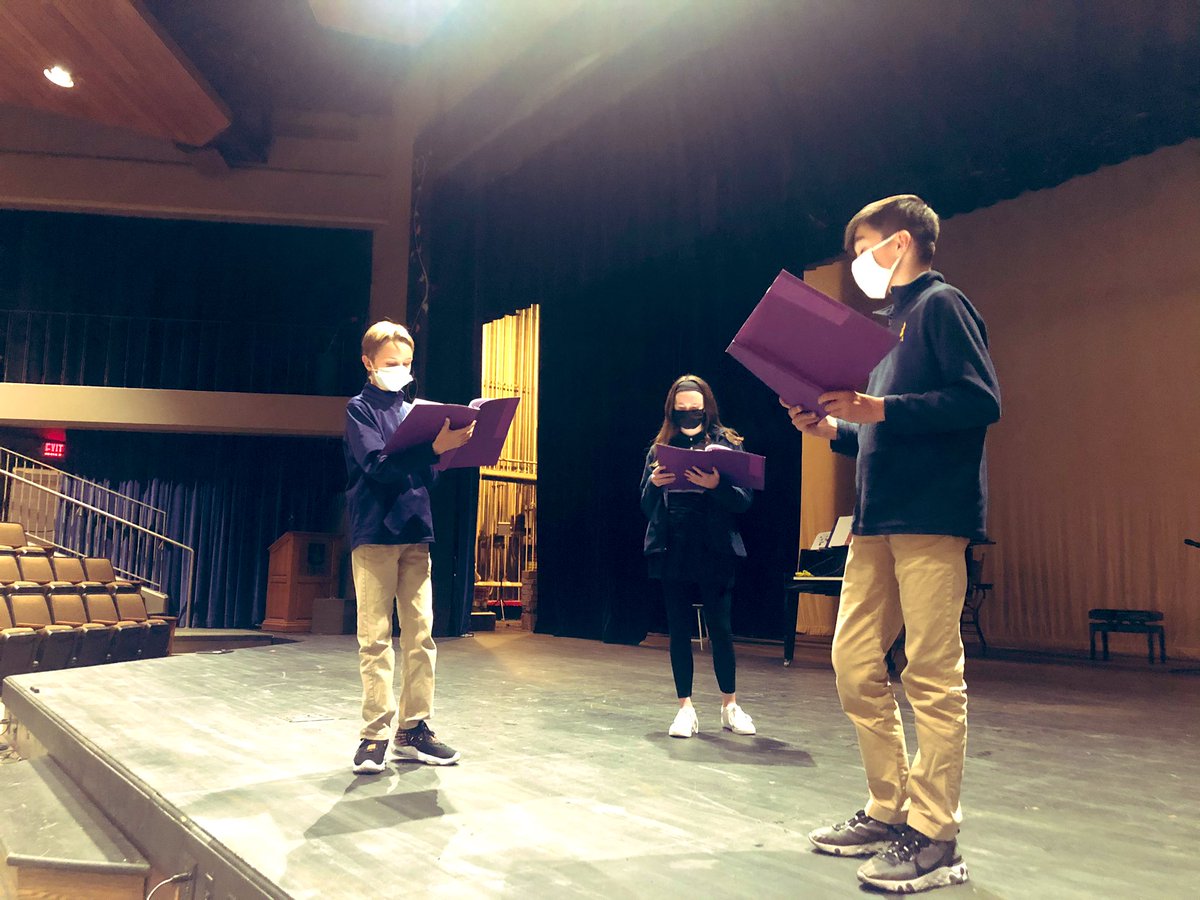 Rehearsals look a little different than usual, but we’re still enjoying every minute! #usmfac @LifeAtUSM @USMMiddleSchool #wrinkleintime