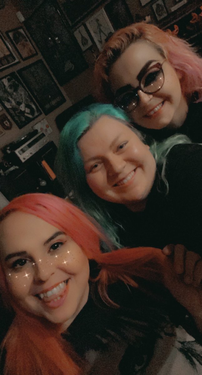 torithetigerr's tweet photo. My rainbow Throuple @Oreo #ProudParent #giveaway https://t.co/XHeSObaMfX