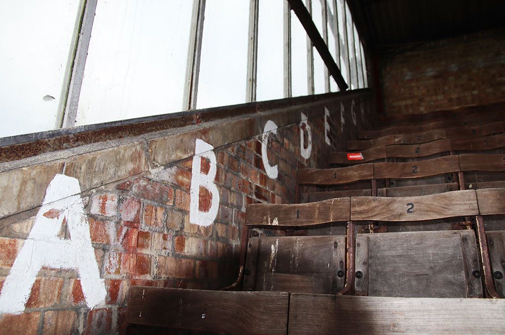 Buy yourself a bit of football history! Seats go on sale at Bootham Crescent #ycfc #squeakybumtime
https://t.co/lttE30MZEW https://t.co/GX6uQNvjpp