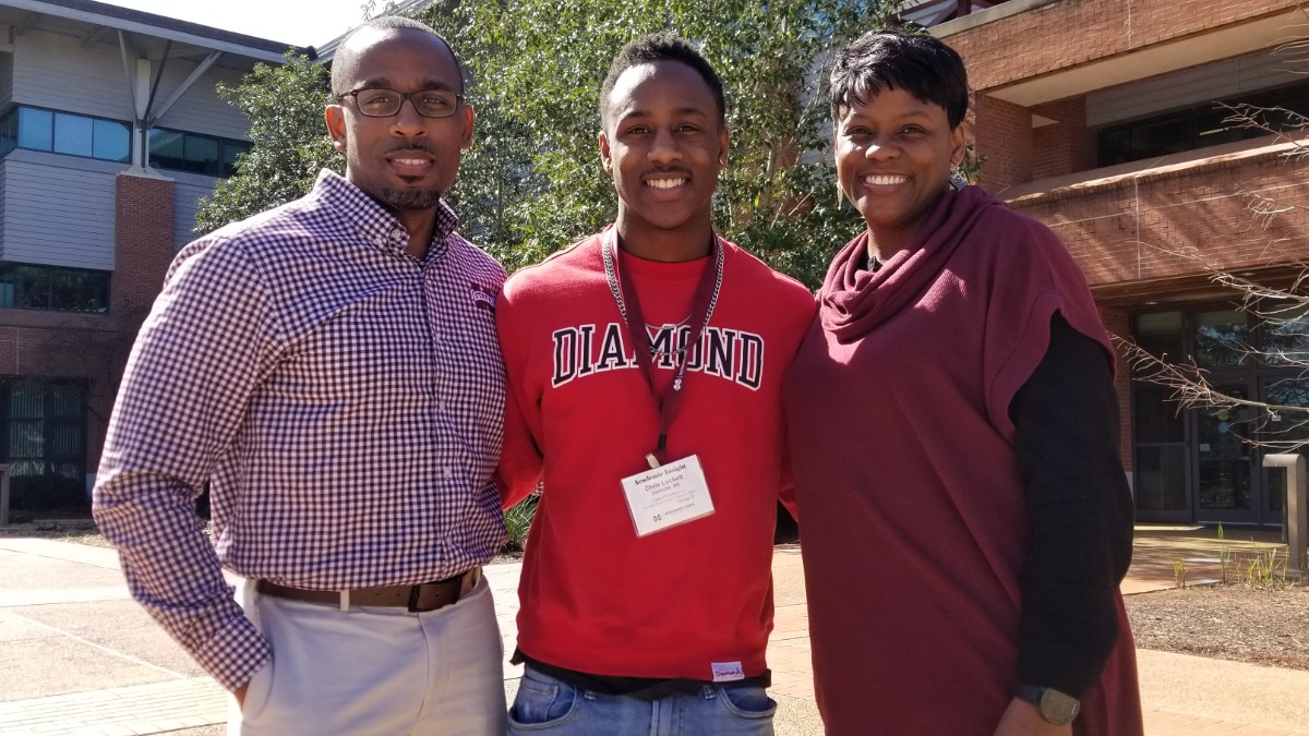 brainflurry's tweet photo. Our eldest son is a Forestry student at Mississippi State who is looking to build job experience. The top three skills he's looking to reflect on his resume are problem-solving, organization and interpersonal communication.

He'd appreciate any opportunities you can pass along! https://t.co/jbWPNWEL0w