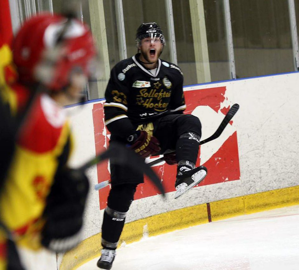 Aaron Ryback tweet media