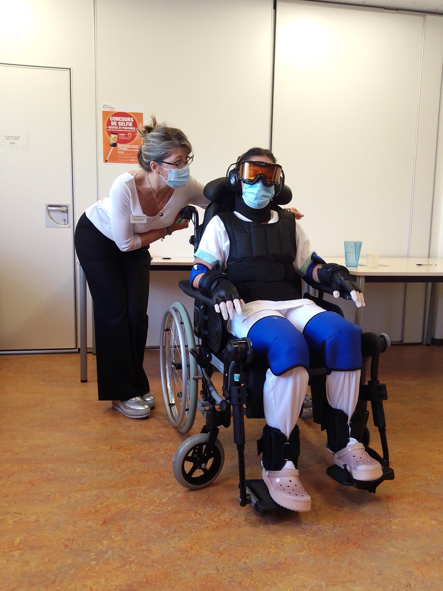 2 ateliers « Dans la peau d’un senior » ont été proposés aux agents du CH de Rochefort en partenariat avec  <a href="/AegideDomitys/">DOMITYS</a>  . 
Une expérience sensorielle enrichissante et surprenante!
#atelier #experience #seniors #hopital
