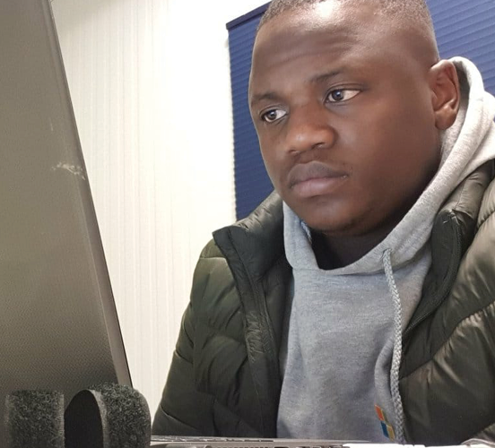 Vuk'uzenzele tweet media