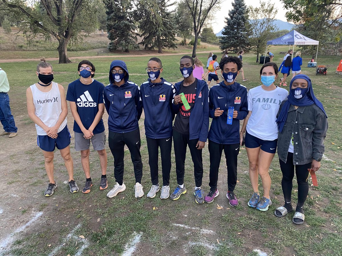 GoMeteors's tweet photo. Congrats to LSE XC team!
LSE performed excellent at the 2A regionals in Colorado Springs Thursday evening!
Kidus Begashaw won the boys race and punched his ticket to states 10/17.
Nabil Hassan placed 5th, Layla Haji 12th and qualified for states as well 
#WeAreLotus 
#Family https://t.co/wGzd86W434
