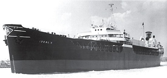 9/ Renaming it Sea-Land Industries, in 1956, he purchased two World War II tankers and retrofitted them to carry his newly designed standardized containers.The SS Ideal X set sail on its maiden voyage in April 1956, carrying 58 of McLean's containers from New Jersey to Houston.