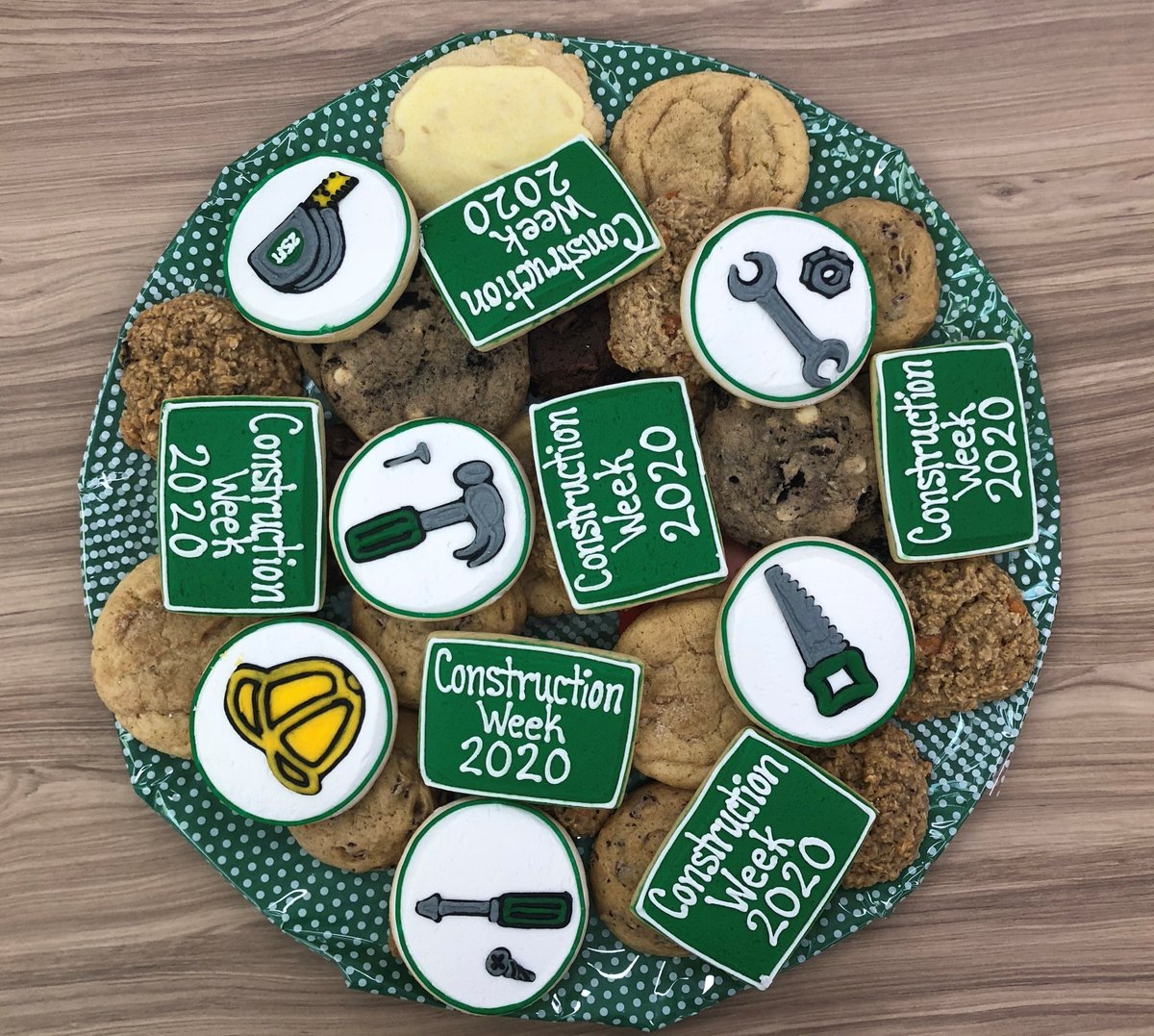 BushConstruct's tweet photo. We're ending @MBIsince1912 #ConstructionWeek20 on a high note. Thanks to Cookies by Design Quad Cities for making exceptionally delicious and well-decorated cookies for our celebration! #ExceptionalFieldStaff https://t.co/8T0pOnSTQn
