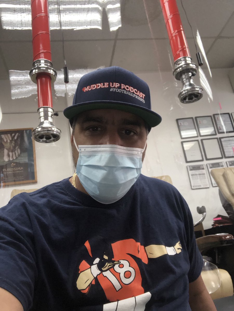 AO350legend's tweet photo. #StaySafe #HappyFriday
#WearYouMask https://t.co/LaDv2DHTJS