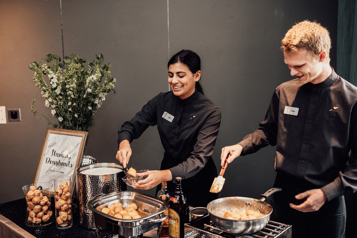 Arthur's Catering tweet media