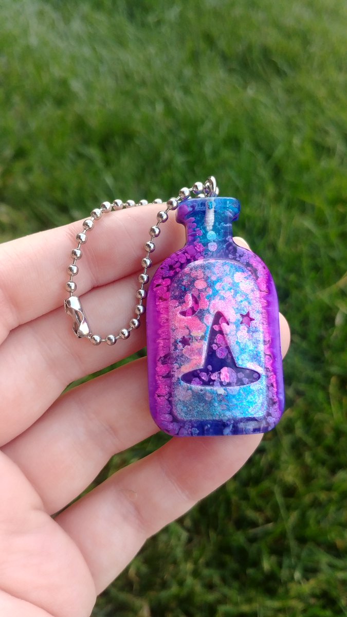 if y'all liked my previous bottle keychains, i have two more for ya!! these are also $15ea or 2 for $25 and can be combined with the other keychains in this thread for the discount~ the bottle on the right came out looking like a bi pride flag!