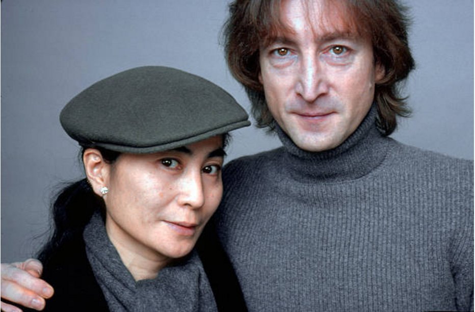 John Lennon & Yoko Ono in a great portrait by Jack Mitchell, taken on November 2, 1980 (his last photo shoot).He would have been 80 years old today.  #JohnLennon80  