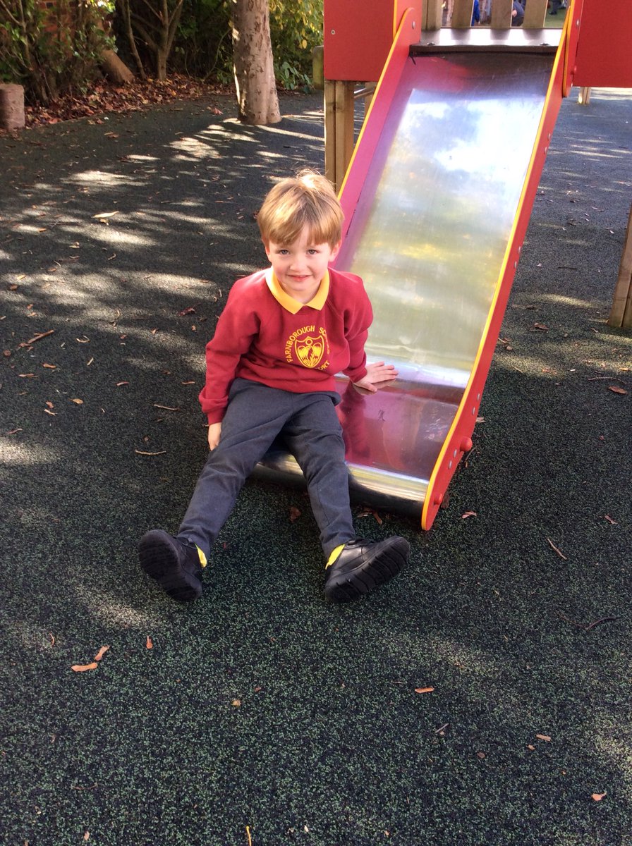 FRISroom3's tweet image. Yellow day brought the sunshine to school.#eyfsfun