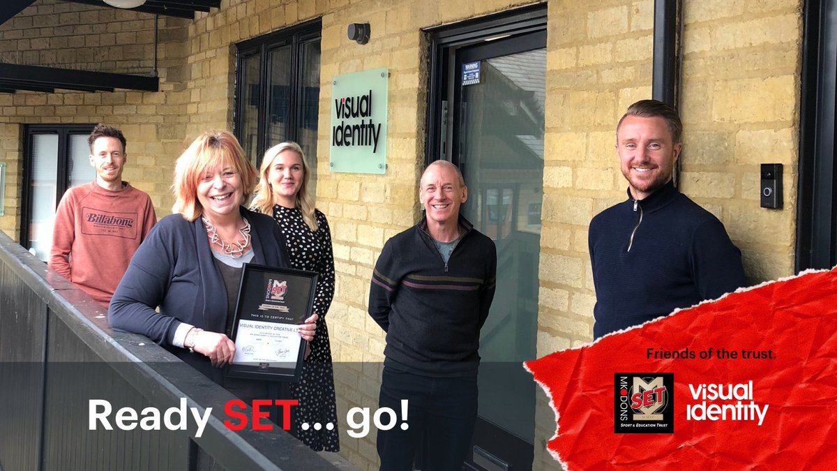VI_Creative's tweet photo. We're delighted to be #FriendsOfTheTrust and continue to support the fantastic work that the @MKDonsSET does in the #community! 

Great to see you @deanbowditch9 🤝

#MKDons #SET #CommunityEngagement #Sport #Education #MiltonKeynes #MKBusiness #MKfuture #ThisIsMK https://t.co/uoaYzP0jVS