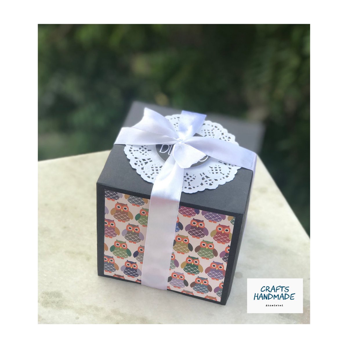 CraftsHandmade_'s tweet image. The EXPLOSION BOX is a classic!! Loved by everyone; because you never outgrow chocolates!😋
.
Love,
Crafts Handmade 
#FridayFeeling #explosionbox #birthdaygifts #birthday #diwali2020 #LaxmmiBombTrailer #NobelPeacePrize2020 #RRvsDC
