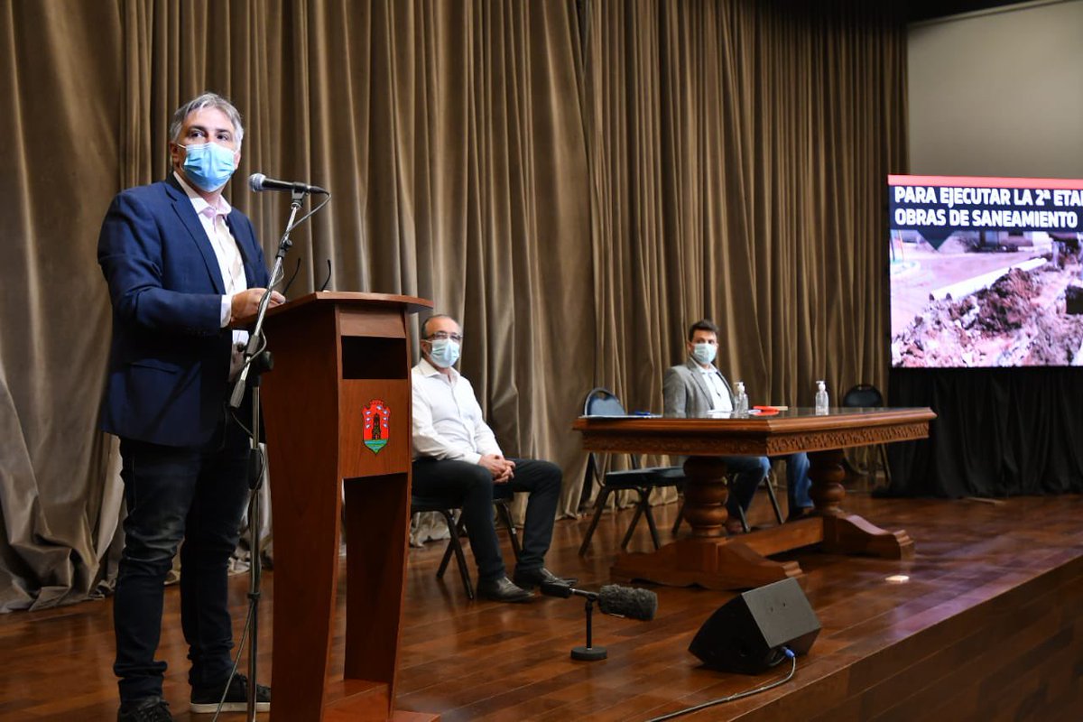 MartinLlaryora's tweet photo. 🔹Estas obras permitirán solucionar un histórico problema en este importante sector de la ciudad,  mejorando la situación ambiental y sanitaria de los vecinos, además de generar puestos de trabajo. https://t.co/25uWgXycKa