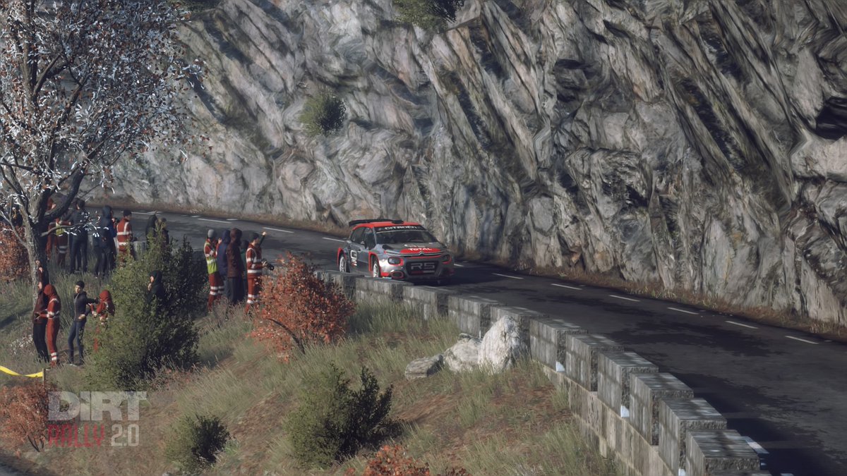 En soutien aux sinistrés, le <a href="/RallyeAntibes/">RallyeAntibes</a> organise une épreuve Esport sur les routes du Turini ! 
À vous de jouer... 
equipebleue.com/2020/le-rallye…