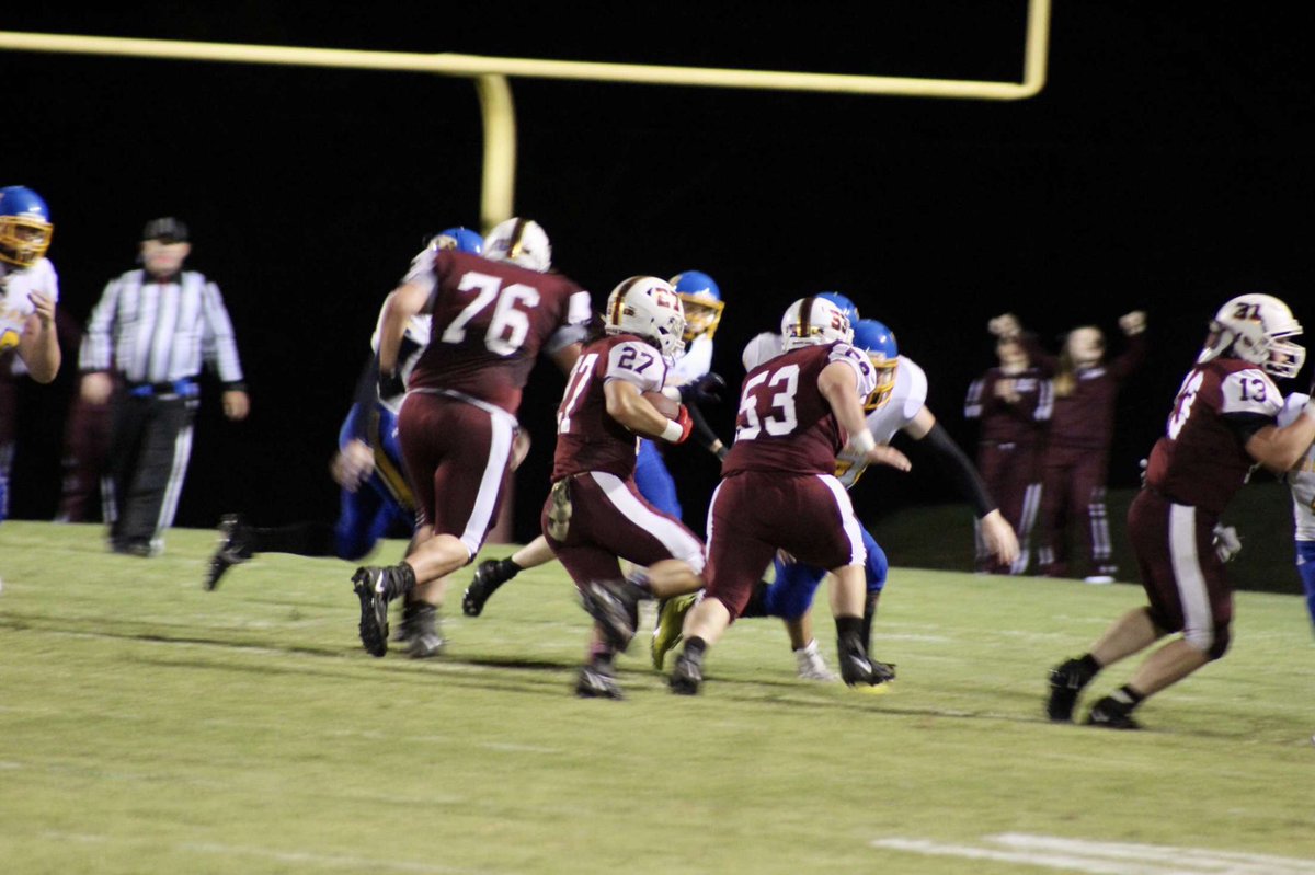 userrrrr5353633's tweet photo. Gameday! #BeatMiddlesboro #RiseAsOne #OnwardLeslie
📸: @Dspur_Photo https://t.co/eGNq4cqzAD
