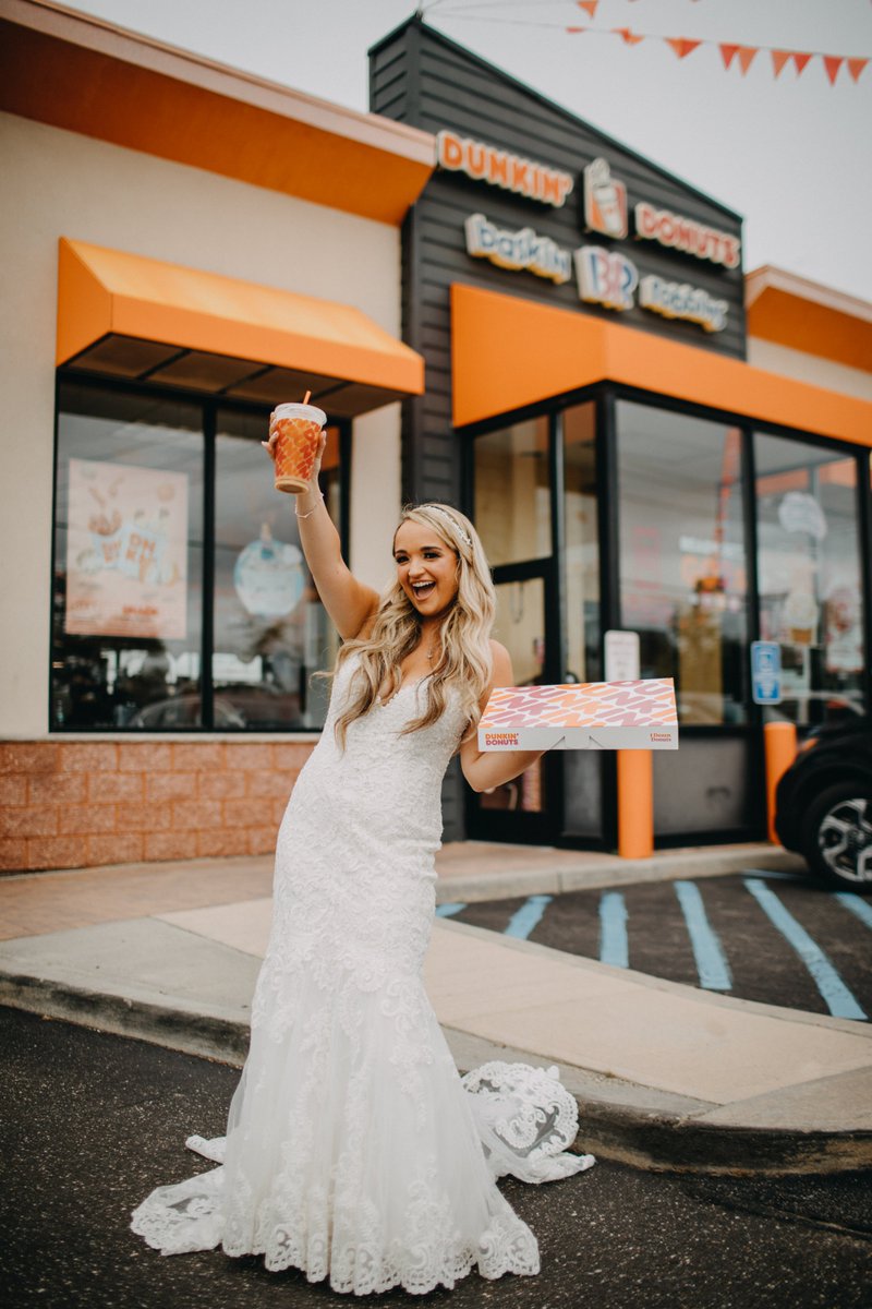 dunkindonuts's tweet photo. When you gotta give your first love a shoutout on your way to your big day. 💍🍩 https://t.co/q5FeYz28NT