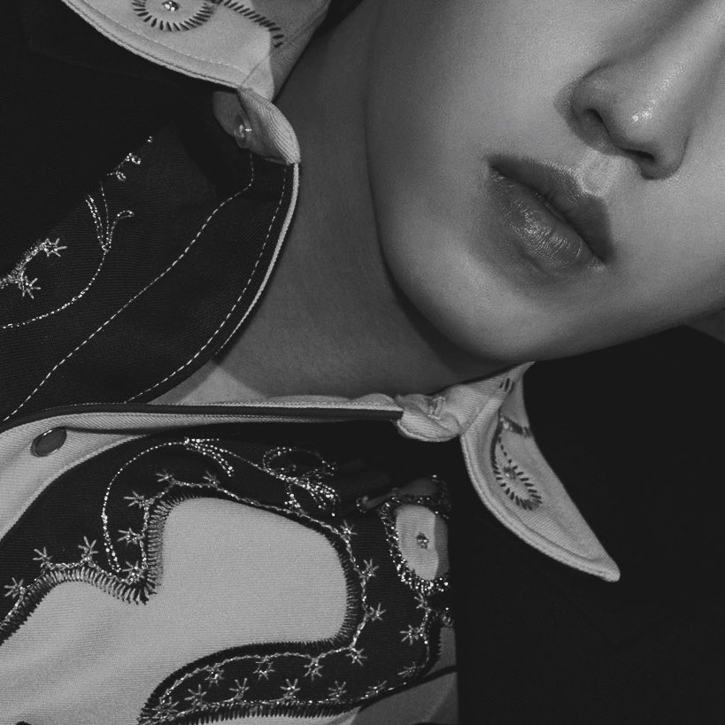 Semicolon in black and white to make it 10x hotter — a thread