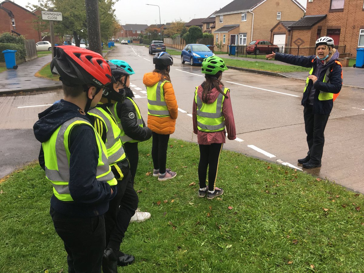 SpringCottagePS's tweet image. It was our final day of Bikeability today. All 3 groups did really well! A valuable life skill learned this week - keep cycling! #springcottagesports #springcottage5T #springcottage5L @HullActiveSch