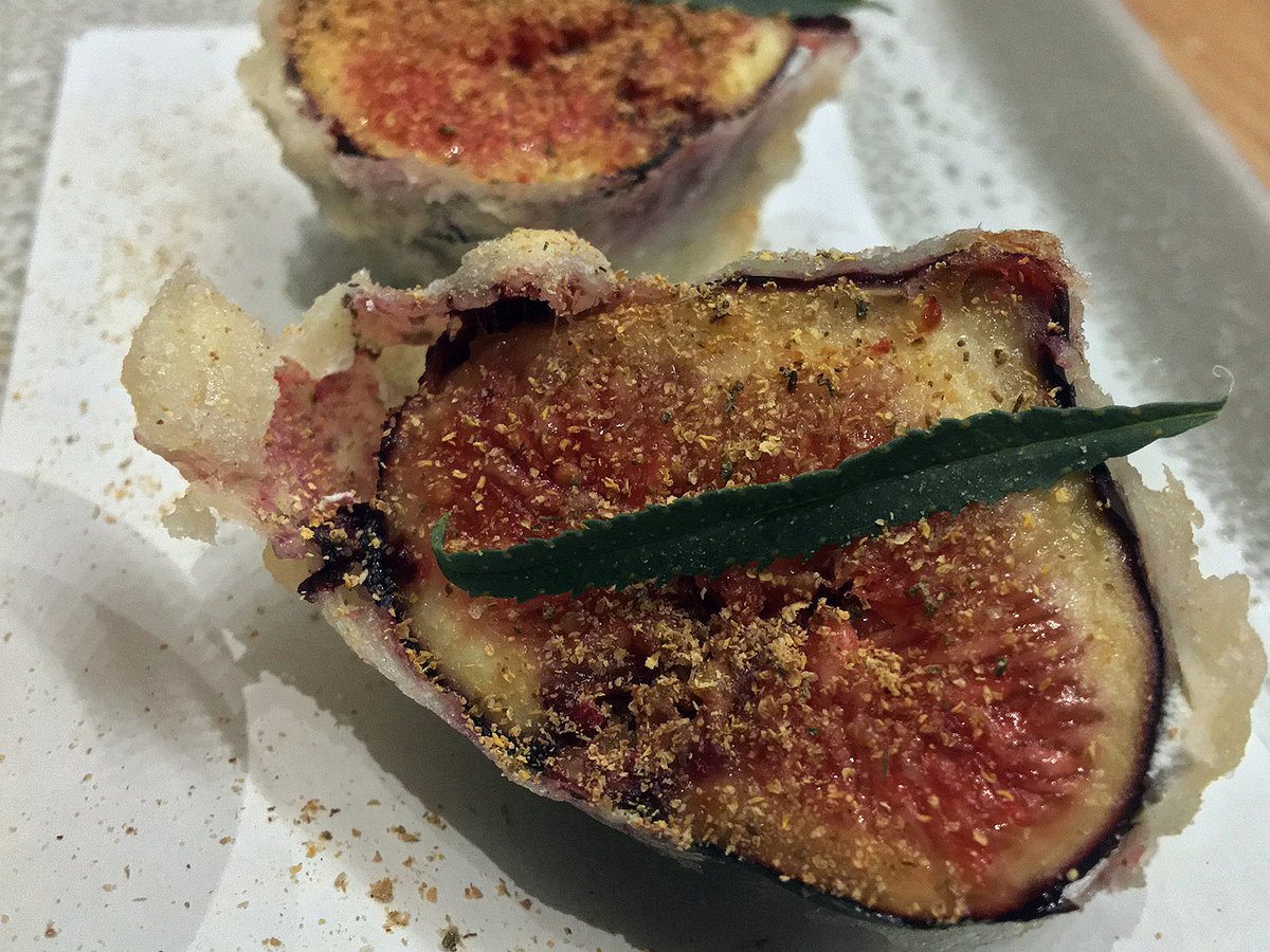 I’m not going vegan anytime soon, but if I did then it’d be both easier and more enjoyable if more restaurants were as grown-up about vegan dishes as <a href="/KoyaLondon/">Koya Soho & City & Ko (New)</a> City: pickyglutton.com/2020/10/05/koy…