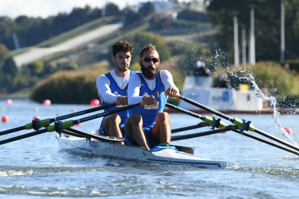 canottaggio1888's tweet photo. Europei Assoluti. L’Italremo in finale con 10 barche (C.Stampa)

➡️ https://t.co/lQyjp89UaA

#italremo #italiateam #kappa_official #Filippiboats #coop #pastagarofalo #Concept2italia #rowingwithinstax #fitrow #fujifilm #indibaactiv #mectronic #SensorMedica #canottaggio #rowing https://t.co/bjpbA4dHAQ