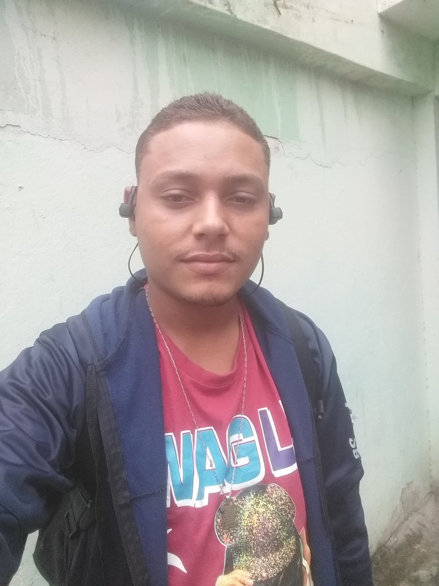 IhuryF's tweet photo. Deus abençoa quem trabalha ♥️🙌 https://t.co/QlEtvZ0aip