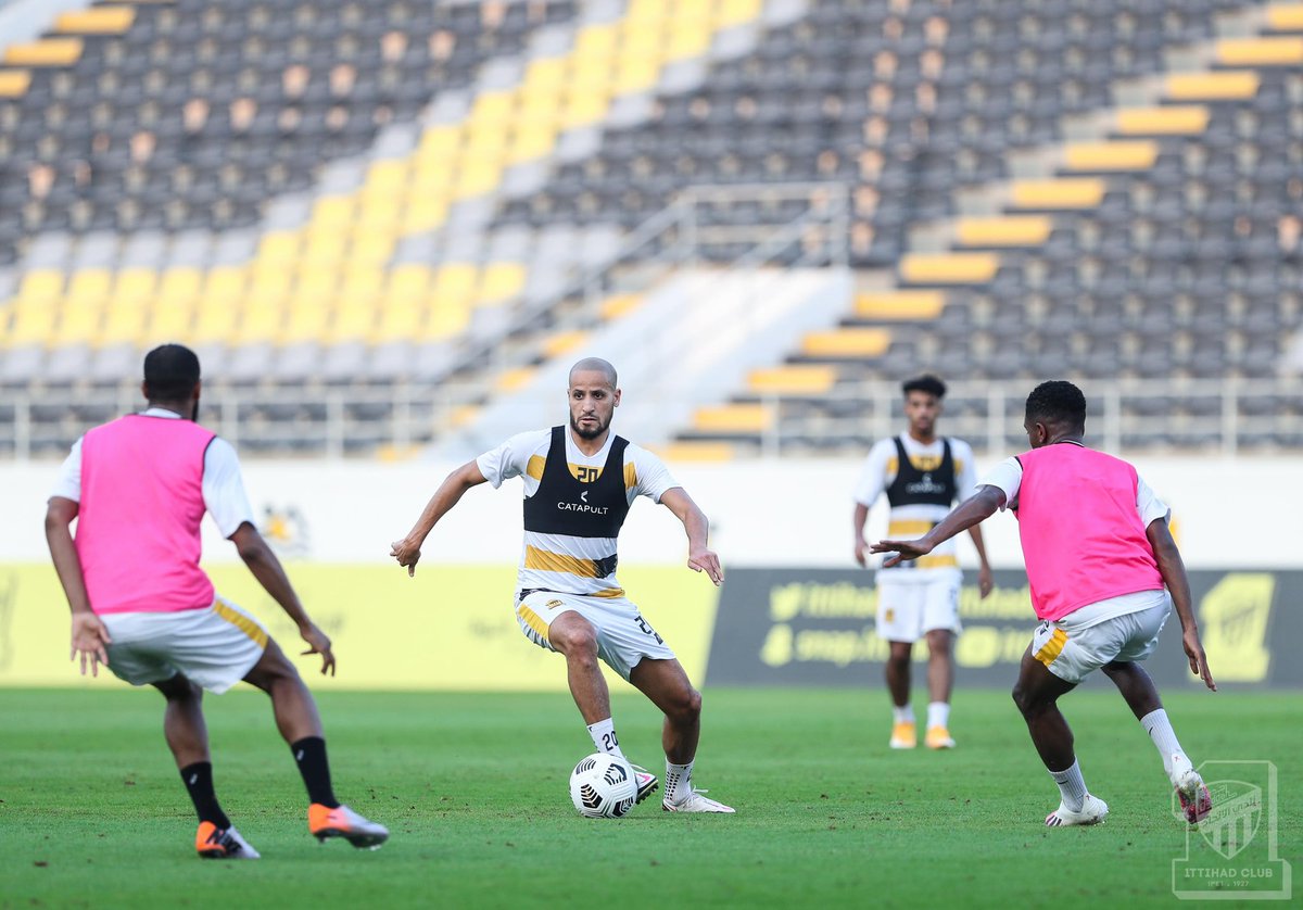 ittihad's tweet photo. 📸 تدريب الفريق الكروي قبل ودية ضمك غدا

https://t.co/4L9ExuqTaj https://t.co/vlSJIQoKmJ