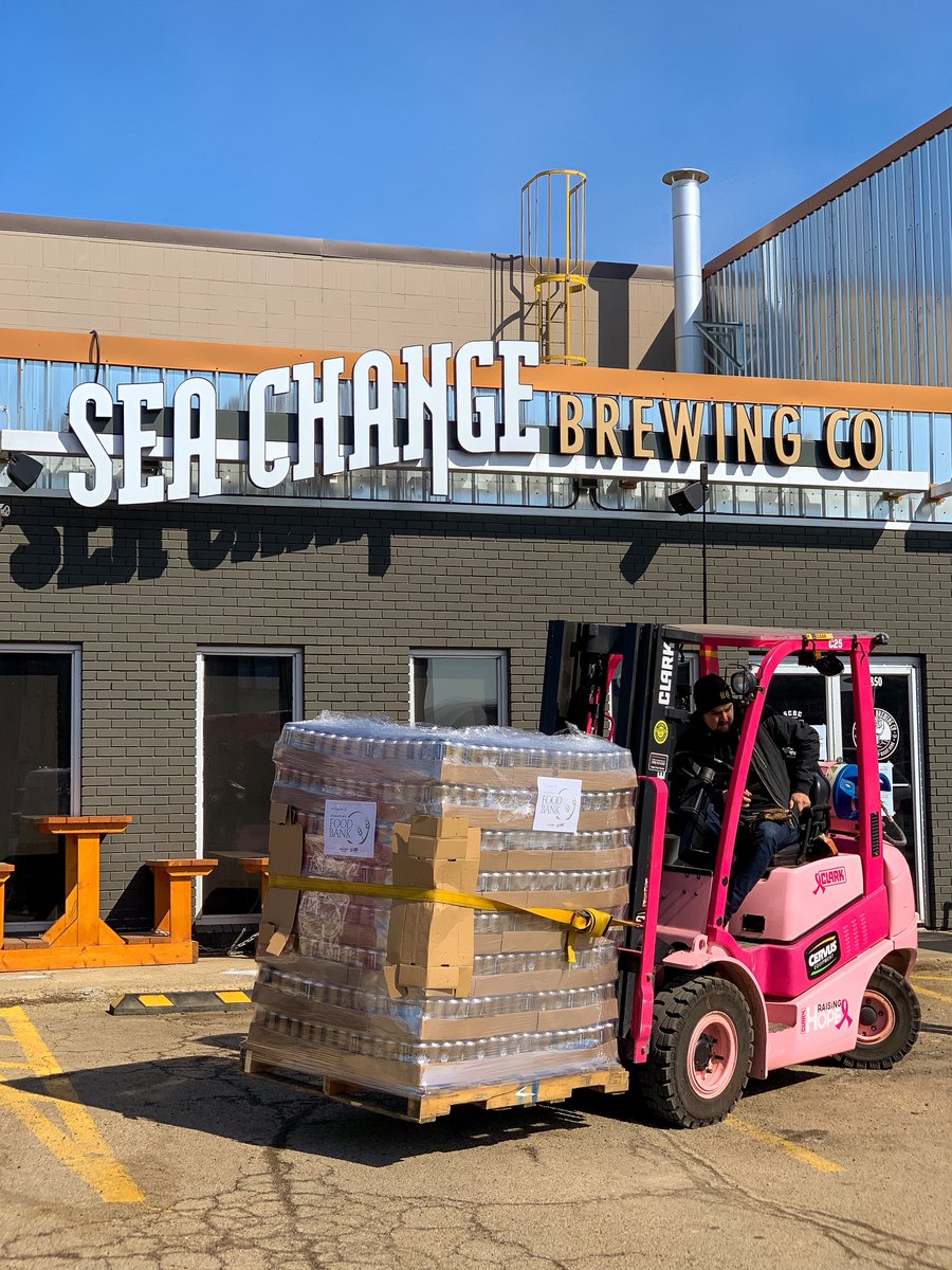 ExploreEdmonton's tweet image. Edmonton's entrepreneurs are an innovative and caring bunch! We've profiled three more businesses that have found ways to adapt and give back during these trying times. Read Edmonton Entrepreneurs Making a Difference Part 2: bit.ly/3lx8oFA #ExploreEdmonton