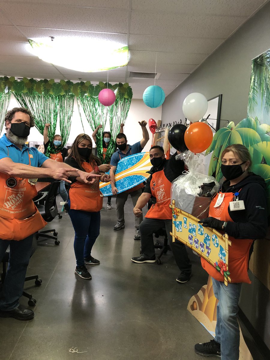 Theresa Graves (@windsorhd6667) on Twitter photo Celebrating Esther as our Cashier of the Year! 🧡🧡 Moana movie theme and gift basket of movie night treats!! 🎥 🍿 <a href="/GodbeerN/">Nicholas Godbeer</a> @CarlosQ_6667 <a href="/ReinyHernandez/">Reina Cruz</a> <a href="/steenstenger/">Christine Stenger</a> <a href="/JakeCrailTHD/">Jake Crail</a> #CAM2020 #PacNorthProud Celebrating Esther as our Cashier of the Year! 🧡🧡 Moana movie theme and gift basket of movie night treats!! 🎥 🍿 <a href="/GodbeerN/">Nicholas Godbeer</a> @CarlosQ_6667 <a href="/ReinyHernandez/">Reina Cruz</a> <a href="/steenstenger/">Christine Stenger</a> <a href="/JakeCrailTHD/">Jake Crail</a> #CAM2020 #PacNorthProud