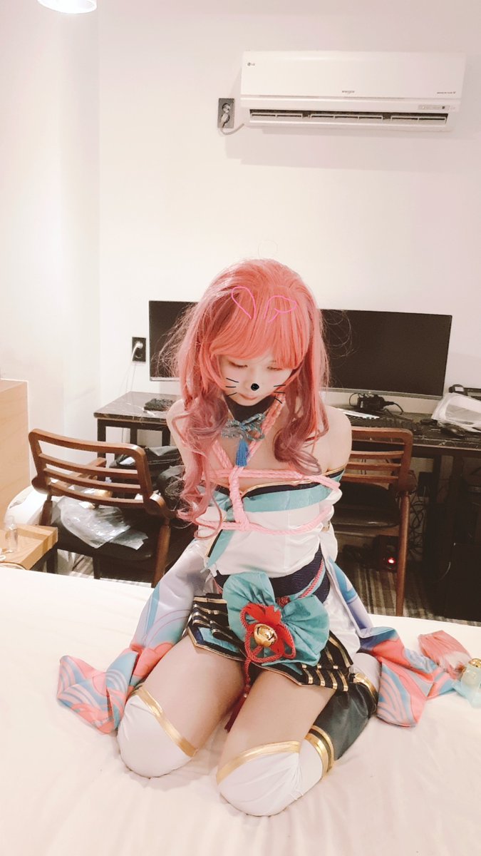 흔한 아싸의 탄신일을 보내는 모습.jpeg