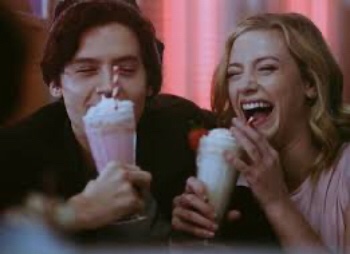 JUGHEAD120JONES's tweet photo. @bettyapologist https://t.co/UKvY4c57tS