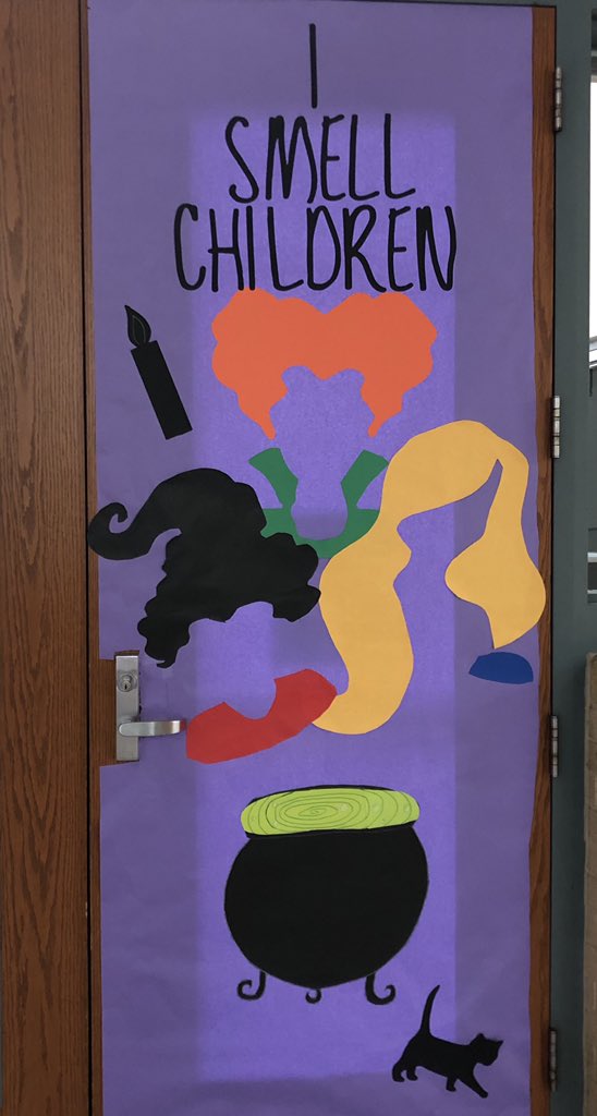 Finally finished the library door for the door decorating contest! Thanks to my awesome 4th period aide for helping me out! @texanstuco #texansread #hocuspocus #ismellchildren #iputaspellonyou #halloween