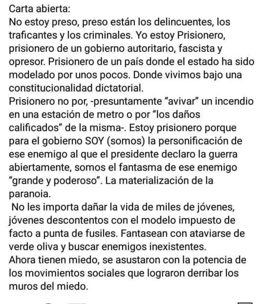 Coordinadora18O's tweet image. Dejamos aquí el testimonio de Omar Jerez Mesa detenido el 7 de noviembre en medio del estallido social. 
Solidarizamos con todxs quienes hoy se encuentren privados de libertad por luchar. 
¡Que solidaridad se extienda en todos los territorios! 
🔥✊