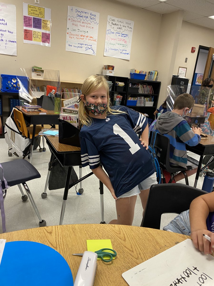 We team up against drugs here at Florence Elementary! <a href="/FESfalcons/">Florence Elementary</a>  #celebrateKISD