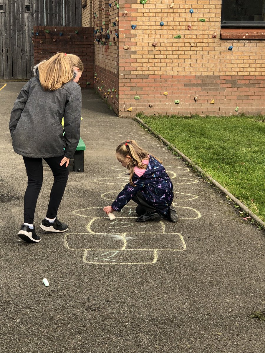 P1Tboreps's tweet photo. We finished off the term by having a socially distanced meeting with our buddies. We took chalk and drew a bubble to stay inside. “This is really awesome isn’t it?” “The line between our circles is our bond.” https://t.co/UtqoKaFS87