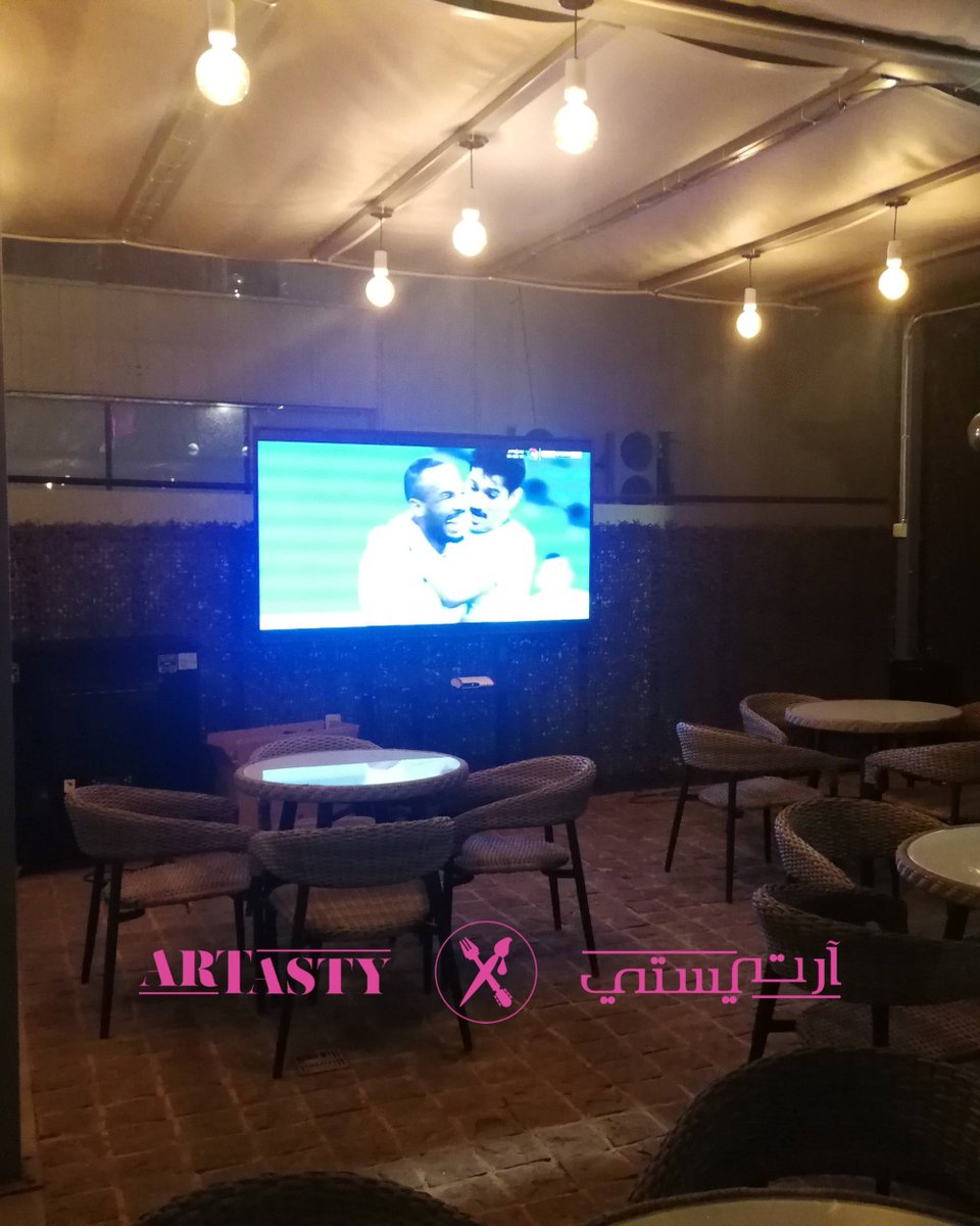 artasty_sa's tweet photo. في آرتيستي راح تلقى كل الاشياء اللي تبحث عنها للإستمتاع بوقتك ، جلسات داخلية وخارجية رائعة ، وقائمة طعام مميزة ومشروبات متنوعة ، واكيد الحلى اللذيذ.

#آرتيستي #الرياض #مطاعم_الرياض #مقاهي_الرياض #artasty #riyadh #riyadhrestaurants #riyadhcoffeeshops https://t.co/UqBBH3BVvP