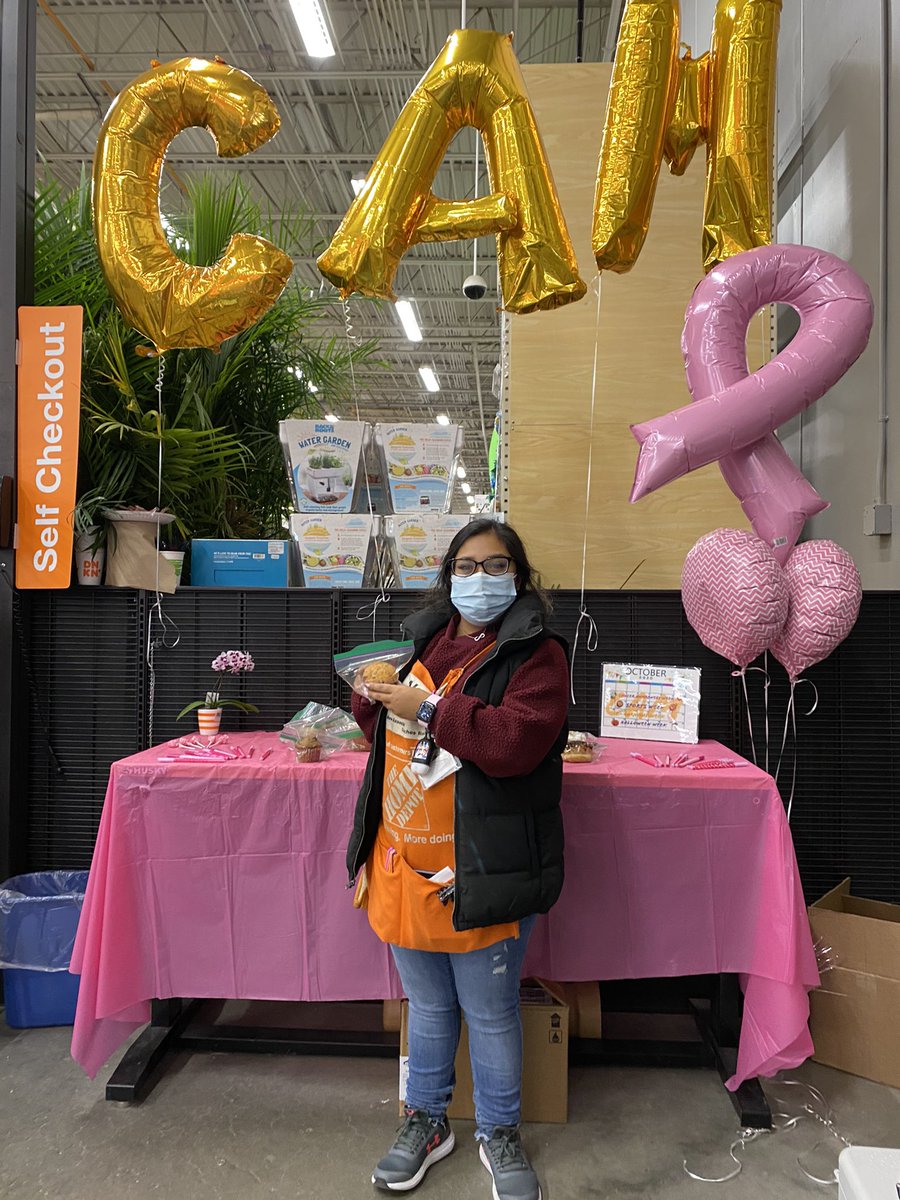 selenaa0965's tweet photo. Muffin day here at 0965 #CAM2020 https://t.co/YyhwPIcPCO