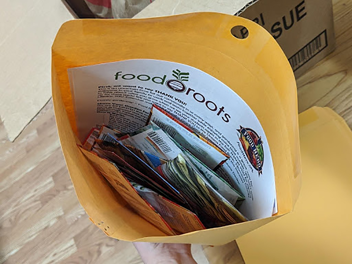 USDA_FNA's tweet photo. During the #COVID19 crisis in Tillamook County,Ore., @foodrootsnw #FarmtoSchool distributed veggie & flower seeds to families along with Food Hero Monthly fliers featuring tasty & low-cost veggie recipes & nutrition info packets from @BeAFoodHero and SNAP-Ed #PartnersDoingRight https://t.co/Aosvy6xO1e
