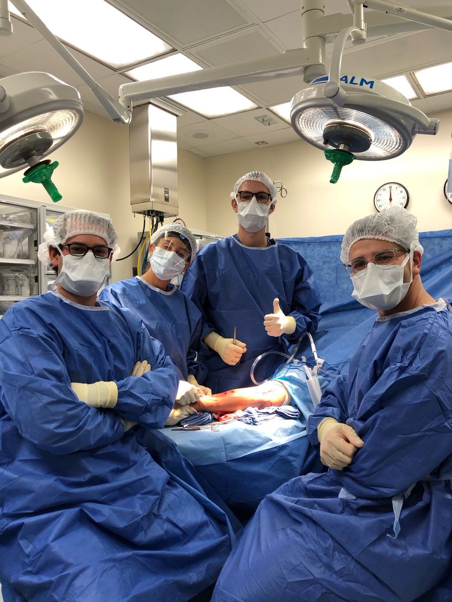 EtanSugarmanMD's tweet photo. Back to baseball with Tommy John surgery. Great to be able to continue to teach the technique that Dr. Jobe invented to our future Kerlan-Jobe fellow and chief resident @volpad5. Can’t do this without @shelbyjreich, PA extraordinaire! #happypaweek #tommyjohn #sportsinjuries #UCL https://t.co/evcqwkRhx5