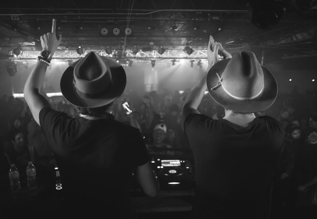 Let's welcome EC Twins back to the 915!
Come early to enjoy the Brunch vibes and stay at night to party with the Twins
•Bottle &amp; table reservations 915 3079199
•Full food and drink menu
•Social distancing and masks will be enforced, review event description for full details