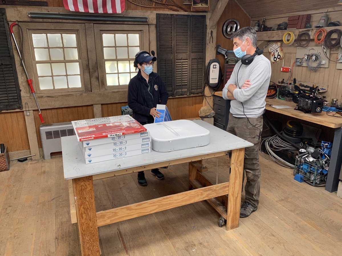 rosstret's tweet photo. Fun day talking #airfiltration with @KevinOConnorTOH on @AskTOH.
We discussed #IAQ, #airparticles, #wildfires, #COVID19, #merv rating, and built a DIY portable air cleaner for under $100 (inspired by @neil_comparetto). Tune in to check out! https://t.co/BfEao3Lo79