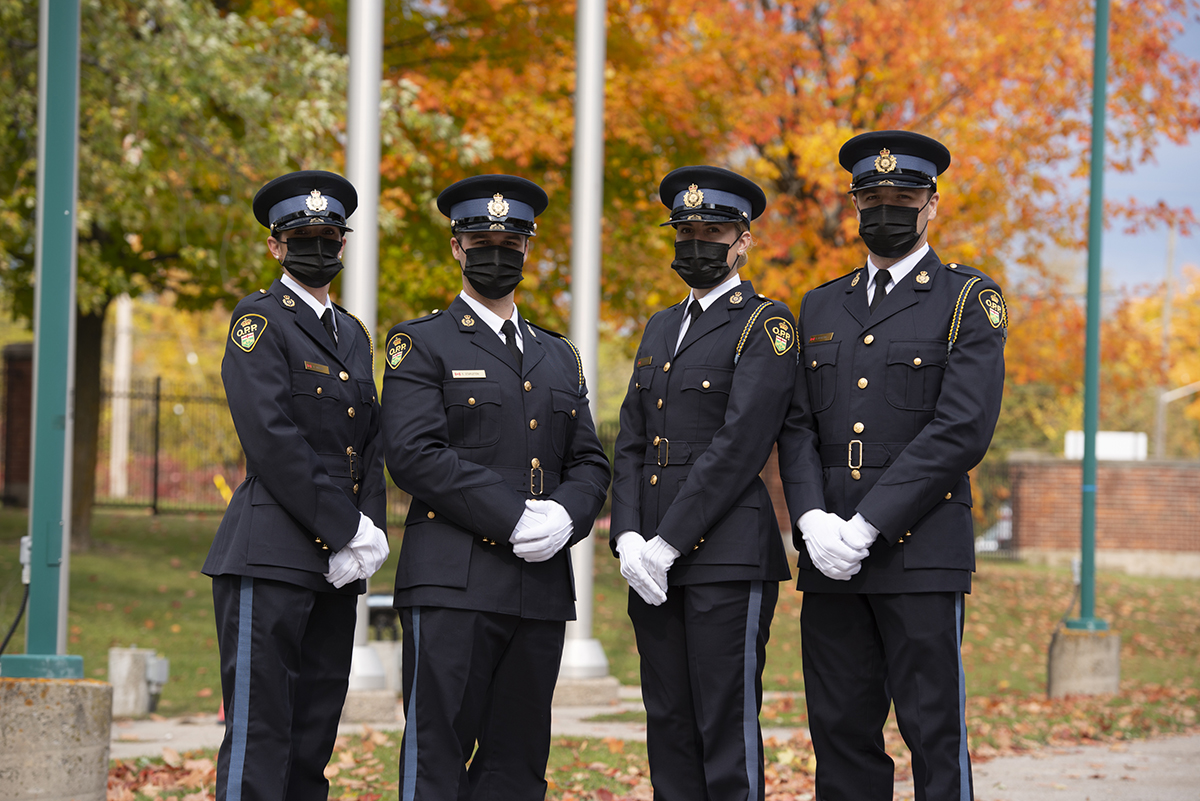 OPPCommissioner's tweet photo. Congratulations to the 96 #OPP and 4 #FirstNations constables as you embark on your new career. Through added challenges of training during COVID-19, you’ve already demonstrated resiliency and a commitment to #PublicService. https://t.co/bb6wQNyOge